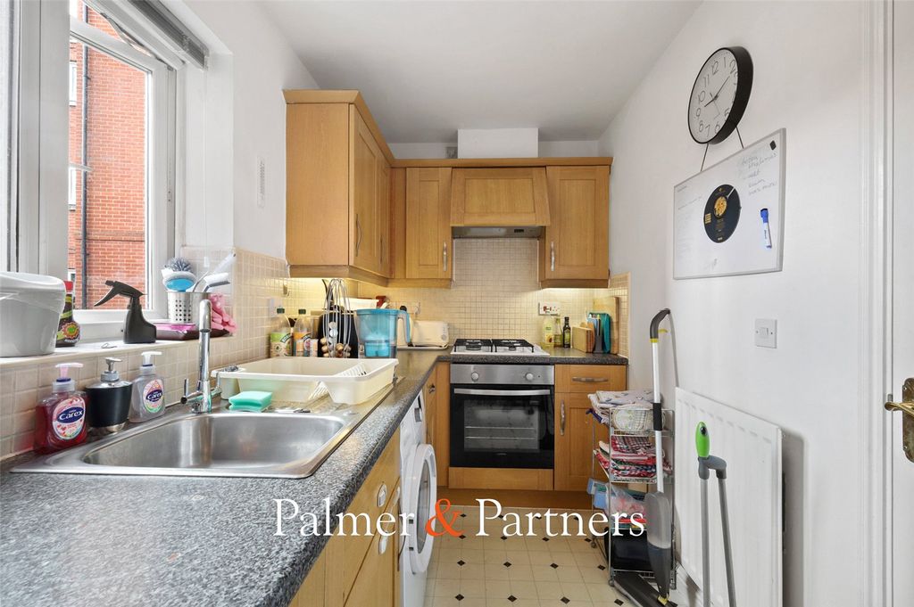 Property photo 2 of 12 Picture No. 03