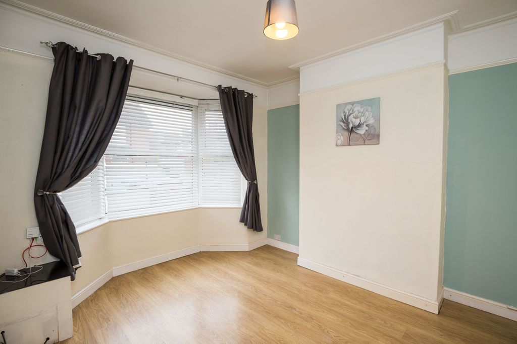 Property photo 3 of 15 Img_2277