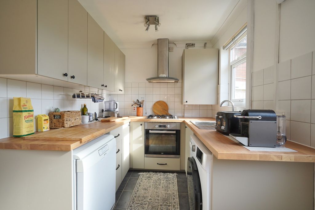 Property photo 3 of 22 Img_5982