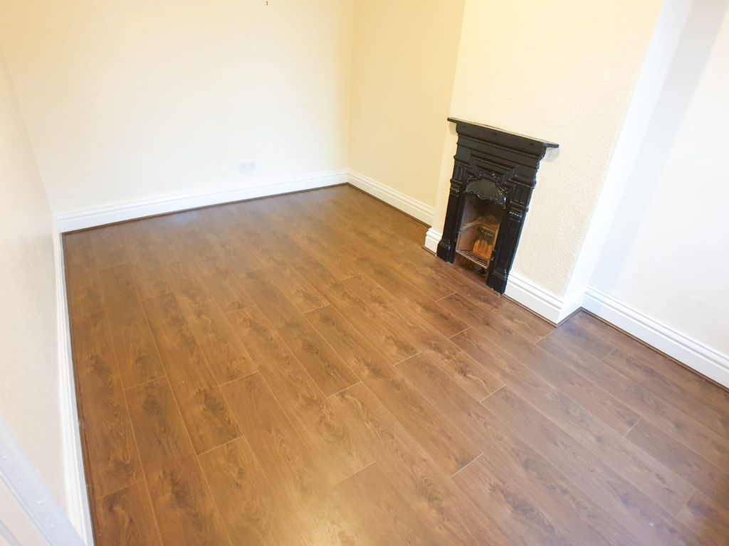 Property photo 2 of 15 Image