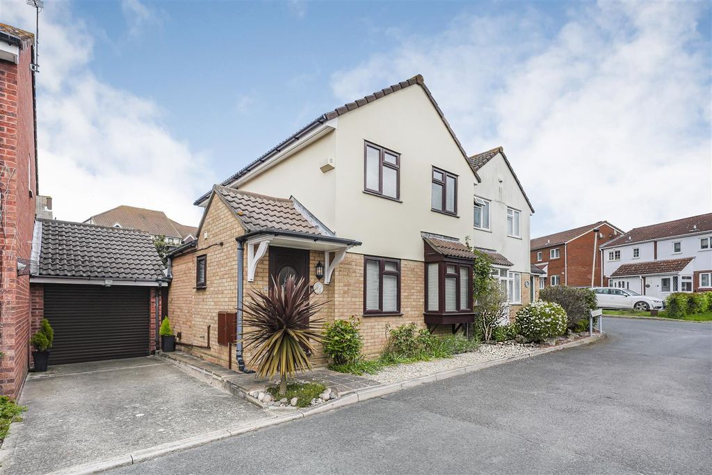 Property photo 1 of 26 Dsc06743.Jpg