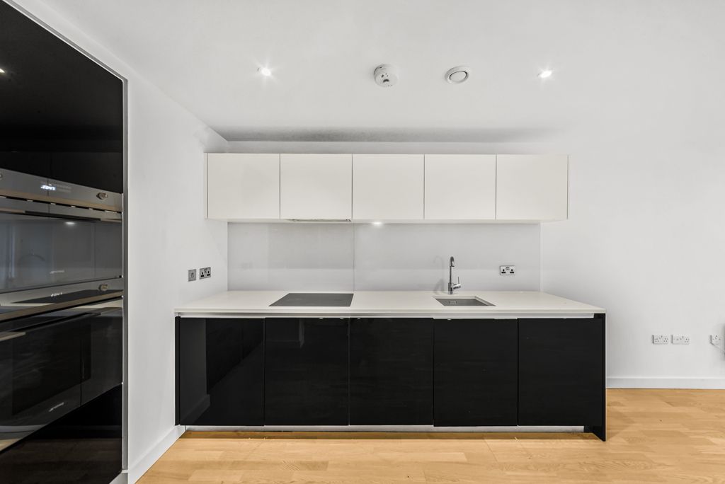 Property photo 3 of 17 Picture No. 08