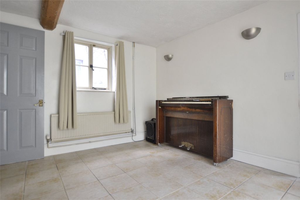 Property photo 3 of 16 Dining Room