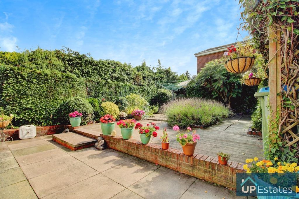 Property photo 2 of 29