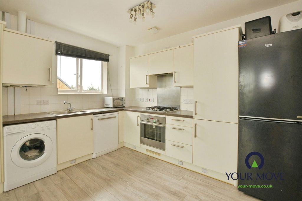 Property photo 2 of 16 Kitchen/Diner