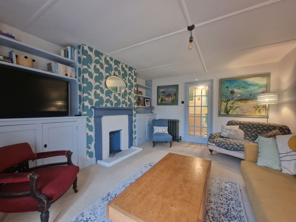 Property photo 2 of 15 Photo 11