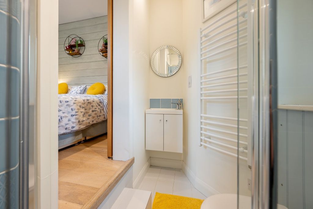 Additional image 17 of 4 bed flat for saleBlakeney, Holt NR25