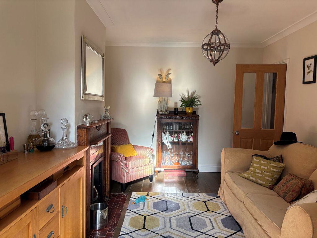 Property photo 3 of 20