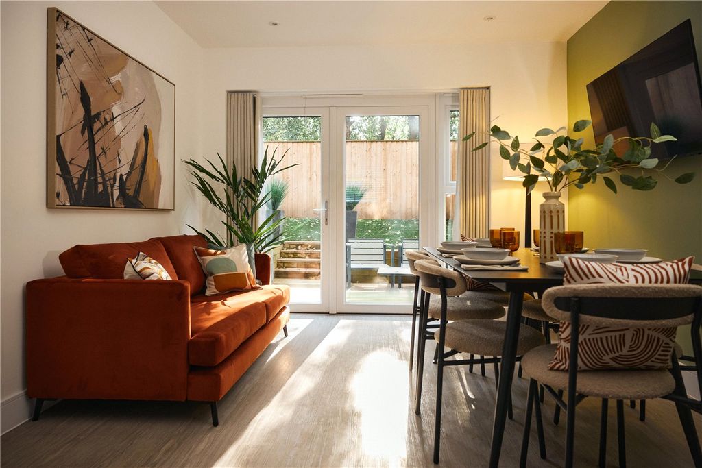 Property photo 3 of 12 Picture No. 15