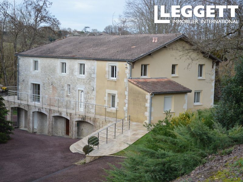 Property photo 3 of 10