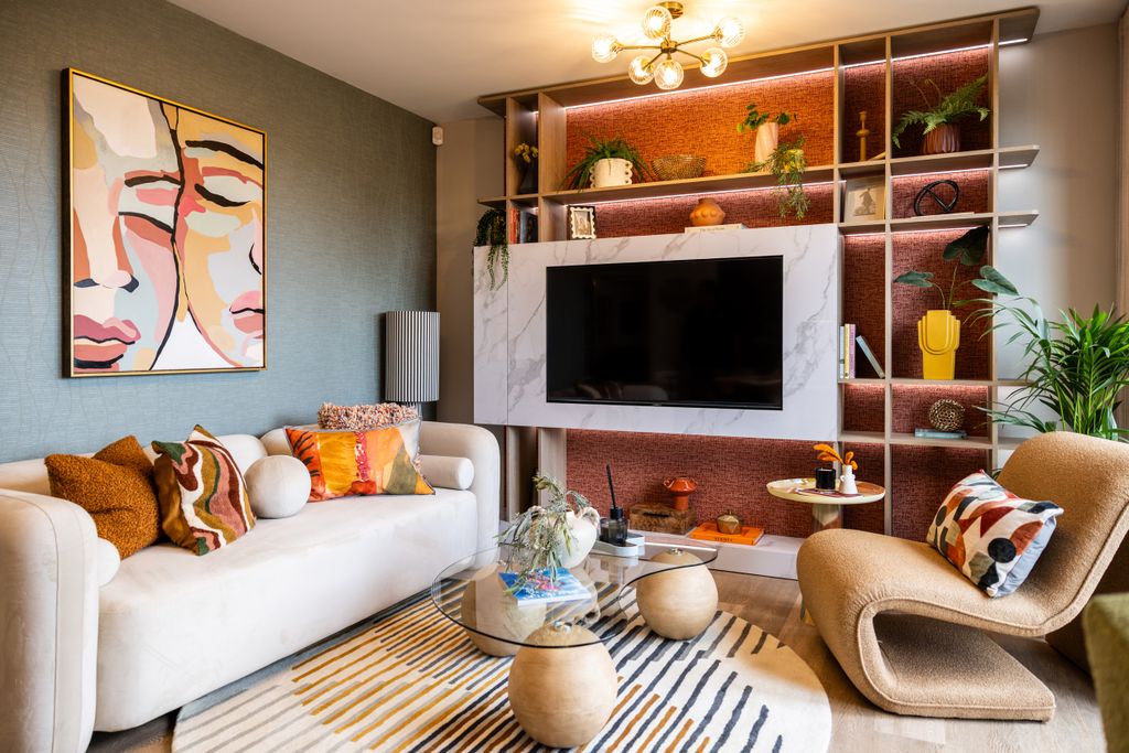 Property photo 1 of 5 Living Room