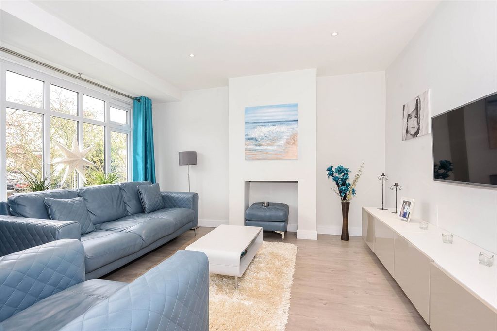 Property photo 2 of 14 Picture No. 05