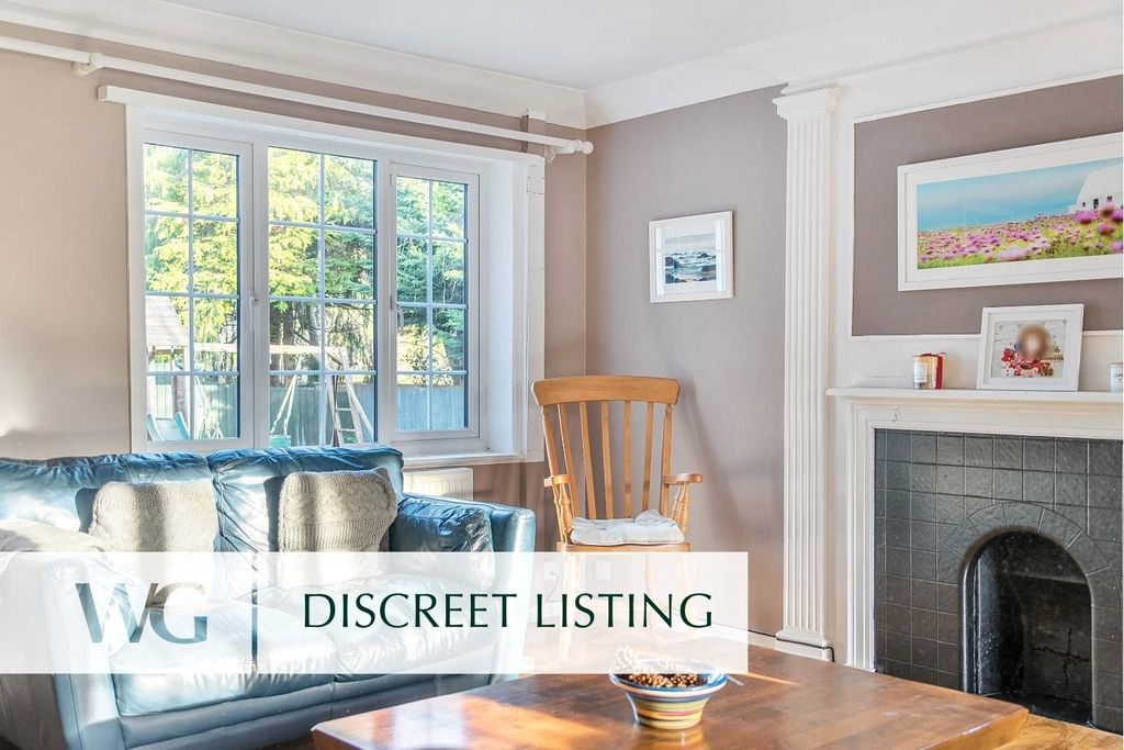 Property photo 1 of 4 Fireplace