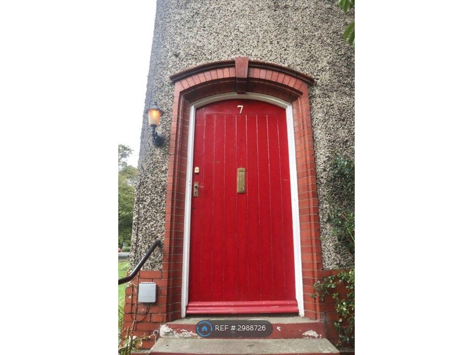 Property photo 2 of 19