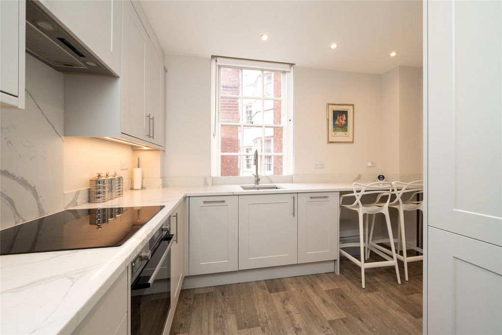 Property photo 3 of 13 Kitchen