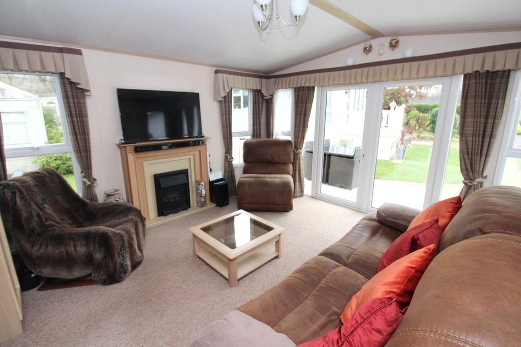 Property photo 2 of 16 Picture No. 16