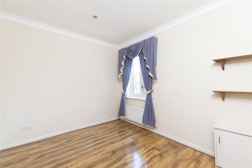 Property photo 3 of 14 Photo 3