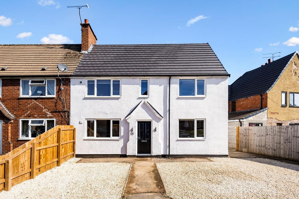 Property photo 3 of 7