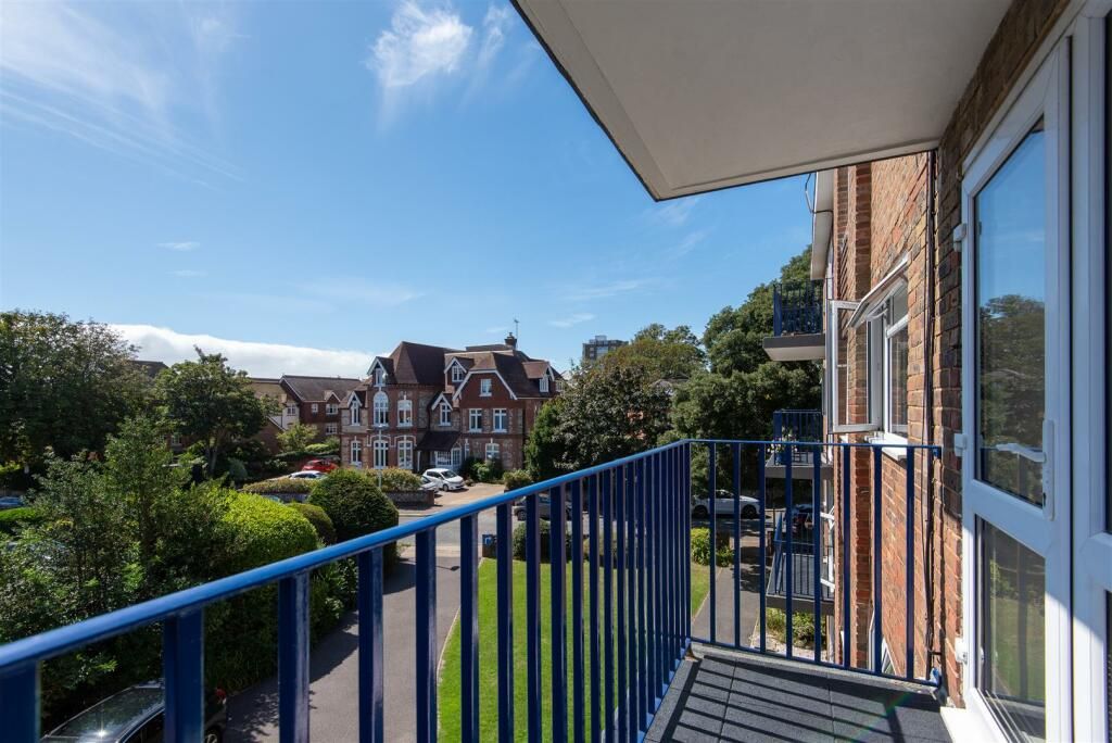 Property photo 2 of 10 80296_32548321_Img_08_0000