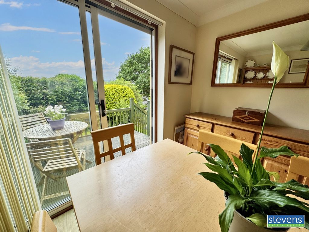 Property photo 3 of 24 Image00023_Blurred