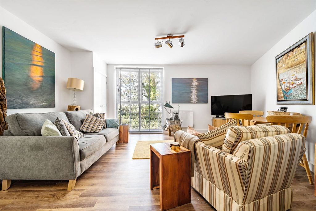 Property photo 1 of 10 Picture No. 07