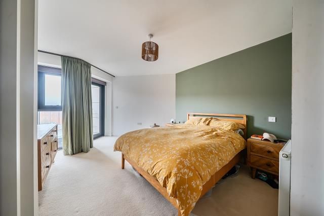 Additional image 6 of 2 bed flat for saleChatham House, Newbury RG14