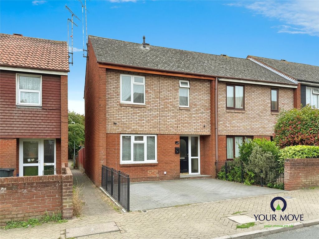 Property photo 1 of 14 External