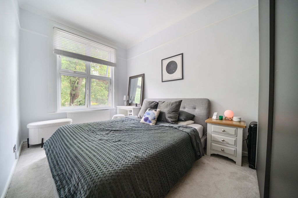 Property photo 3 of 12 Bedroom