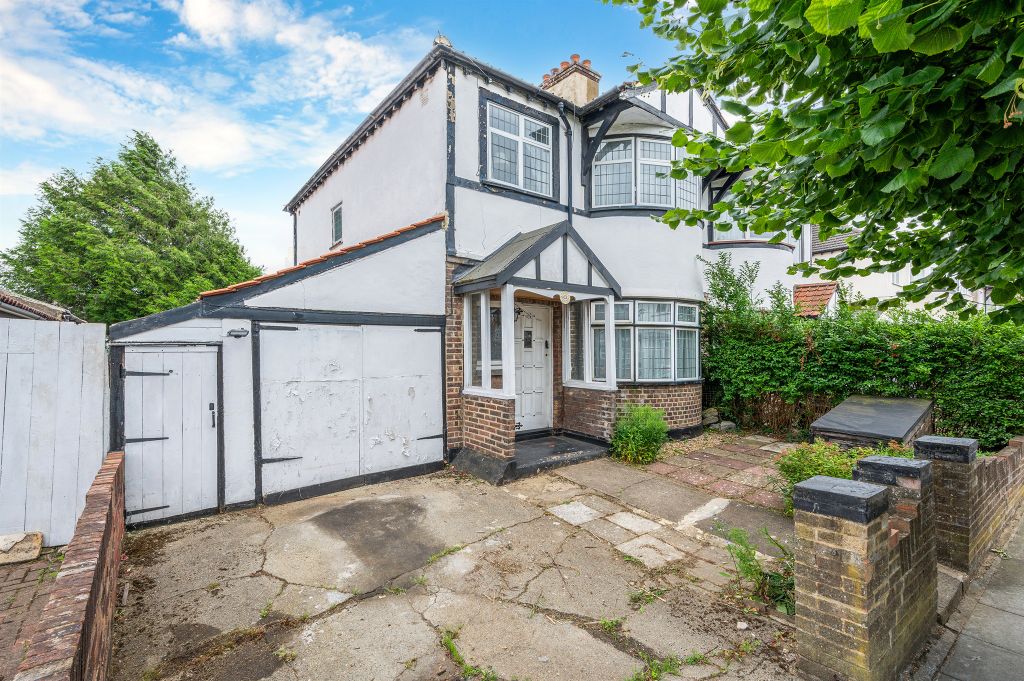 Property photo 1 of 12
