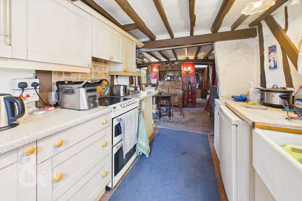 Property photo 3 of 20