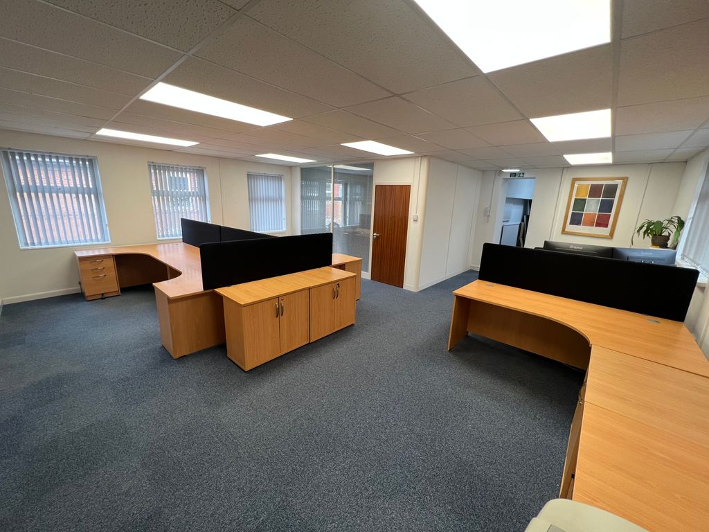 Property photo 2 of 4