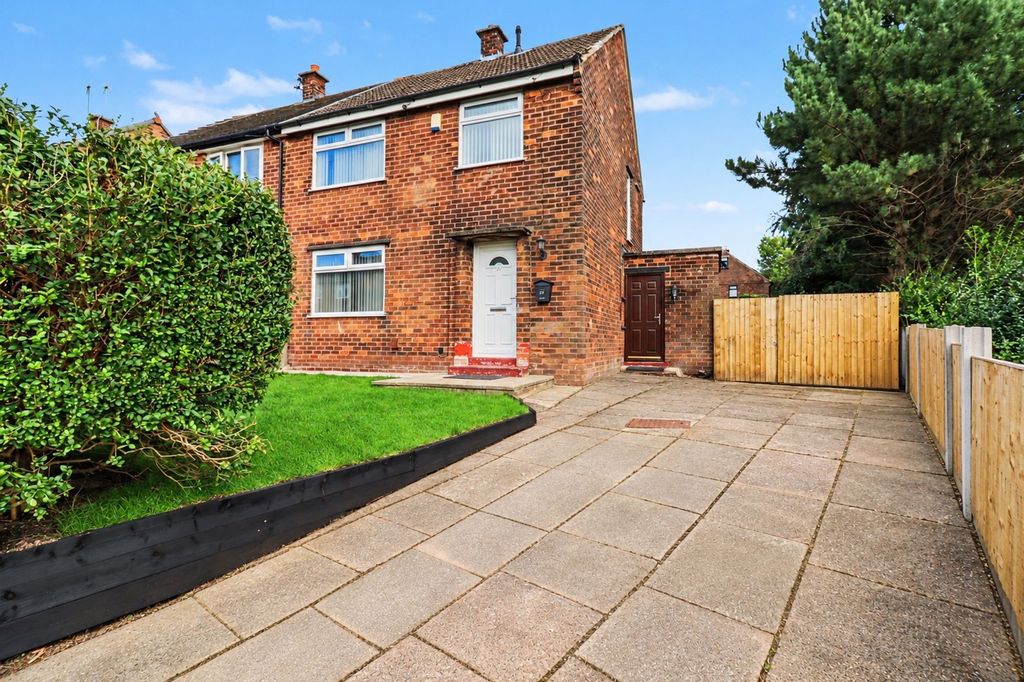 Property photo 1 of 18