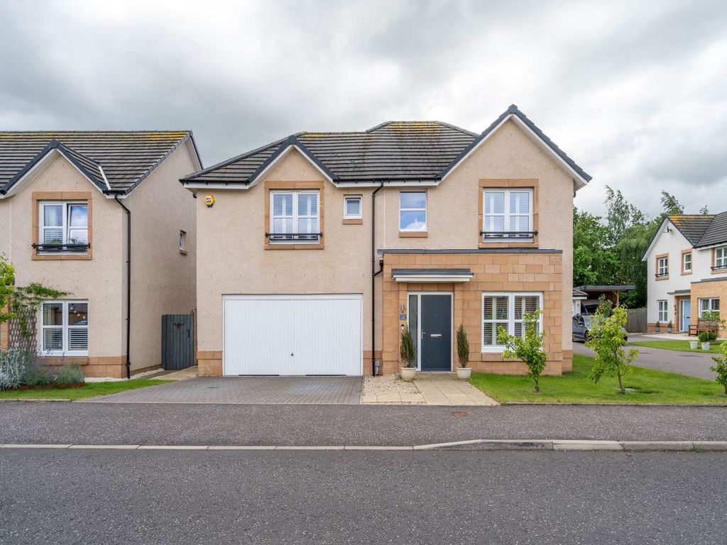 Property photo 1 of 33 1