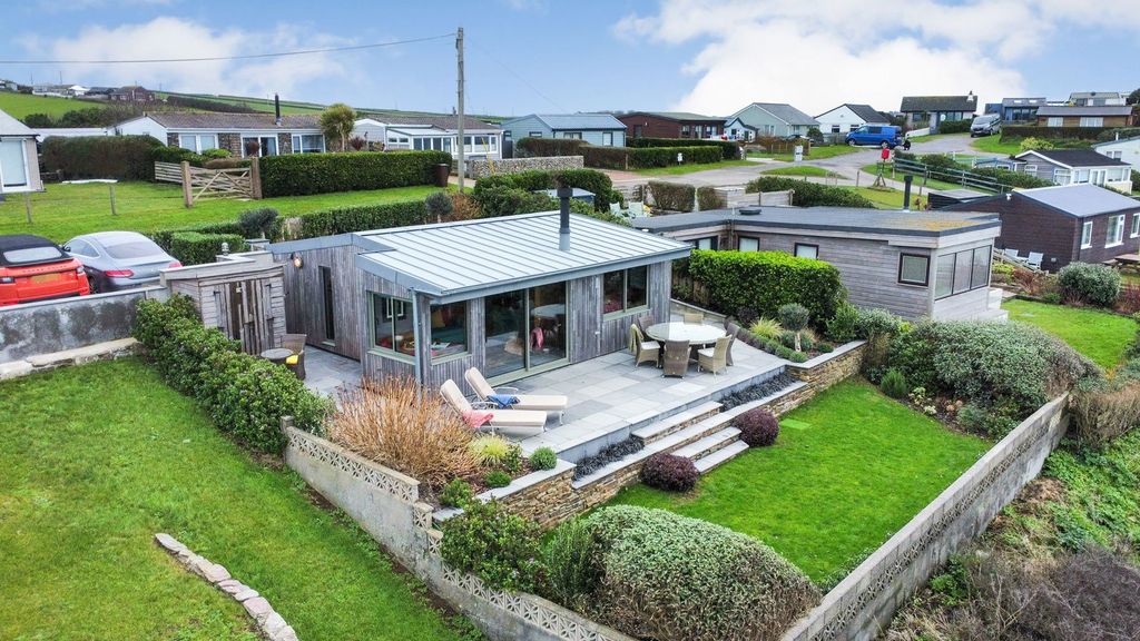 Property photo 1 of 25