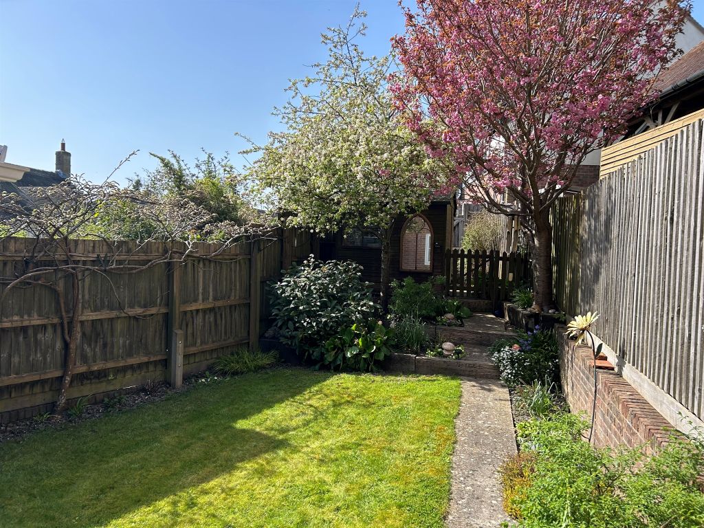 Property photo 1 of 23