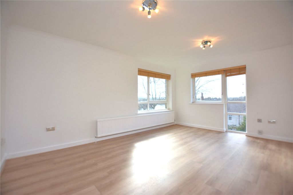 Property photo 3 of 6 Picture No. 08