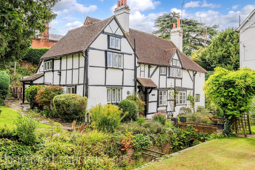 Property photo 1 of 20