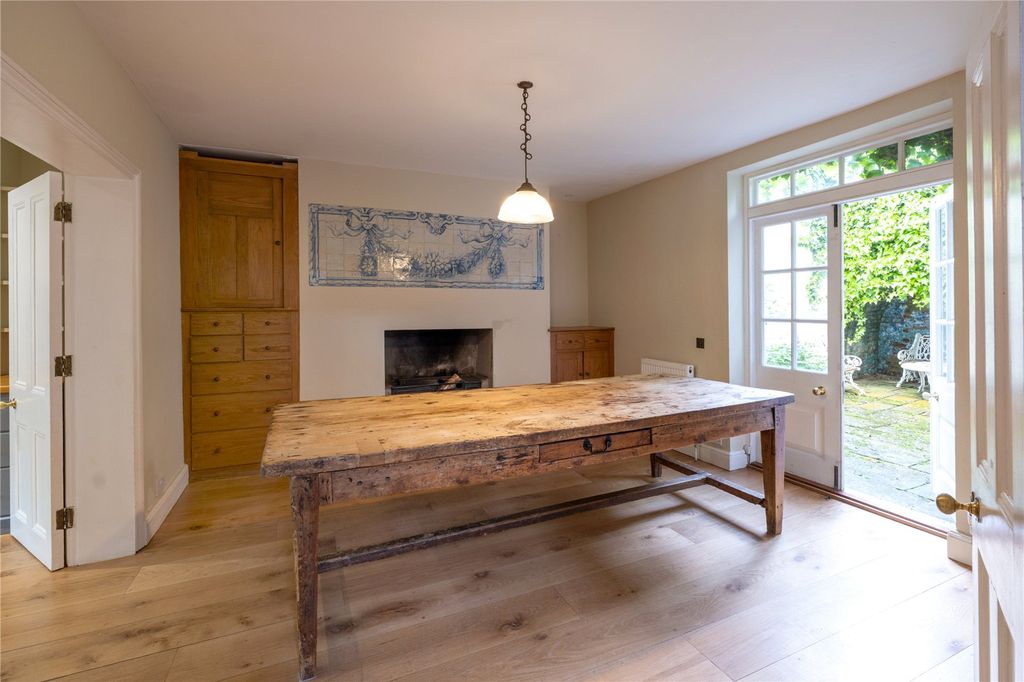 Property photo 3 of 15 Dining Room