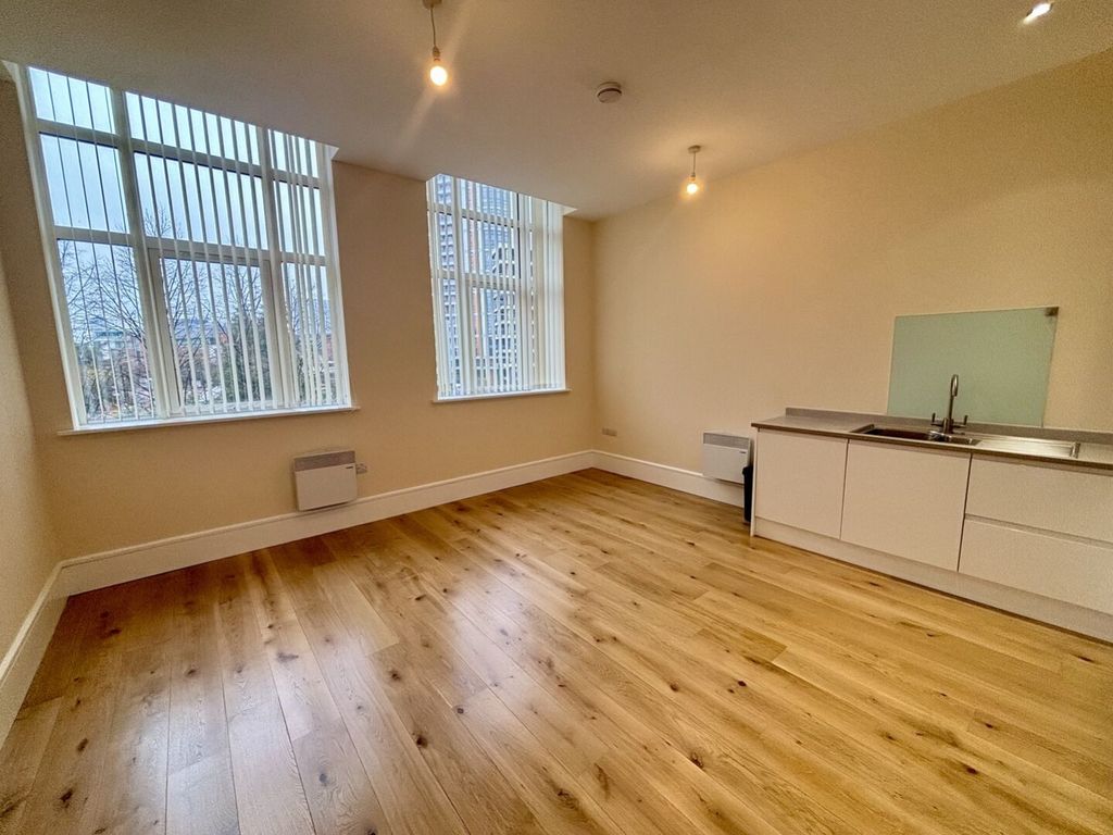 Property photo 2 of 13 Img_34096_19_Original