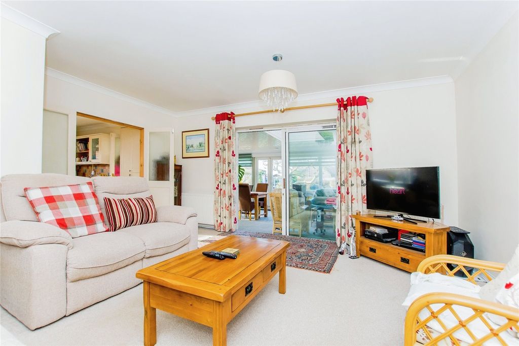 Property photo 3 of 17 Picture No. 07