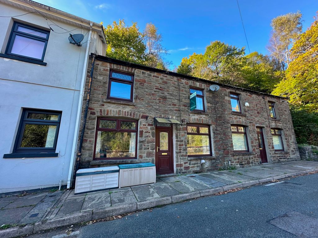 Property photo 2 of 29