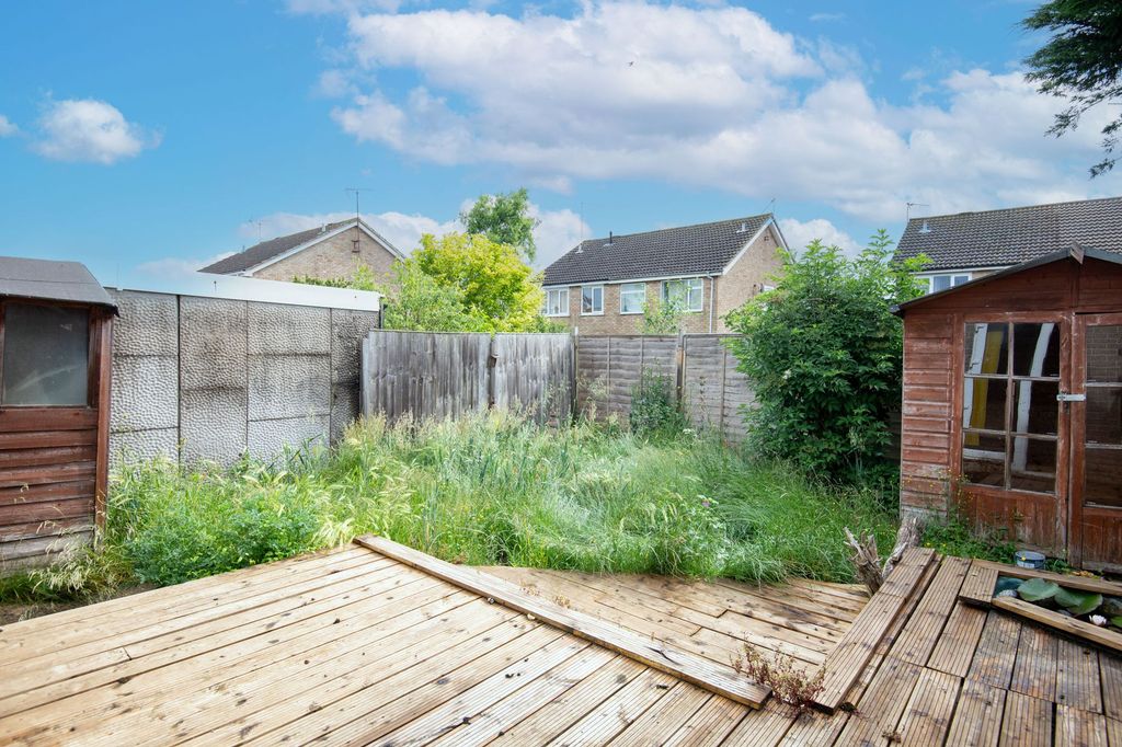 Property photo 2 of 9
