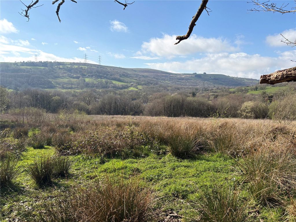 Property photo 2 of 7 Picture No. 05