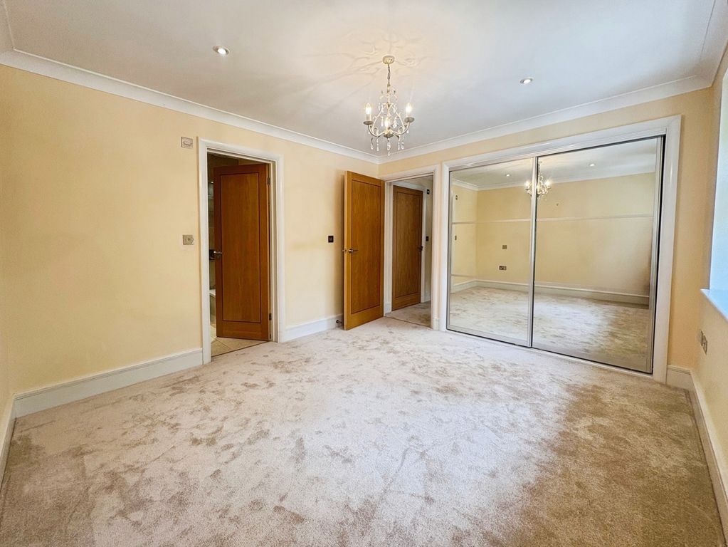 Property photo 3 of 17 Pbox-Img.Jpg