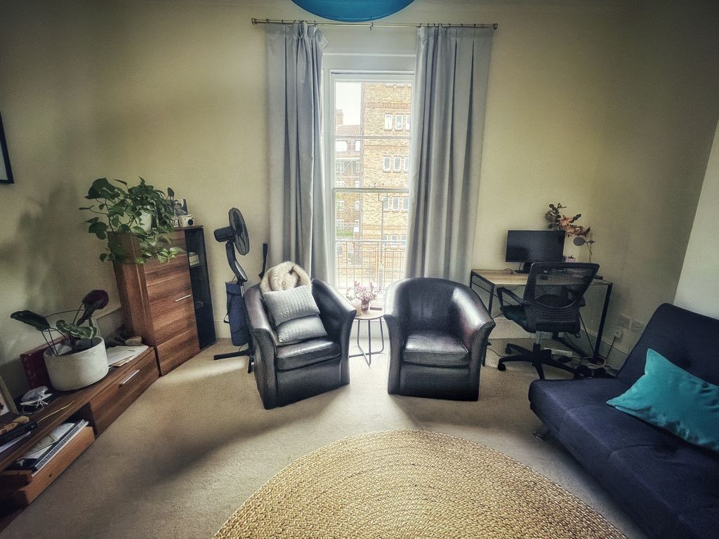 Property photo 3 of 9