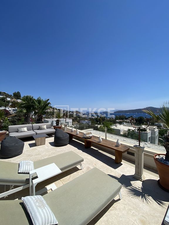 Property photo 1 of 43