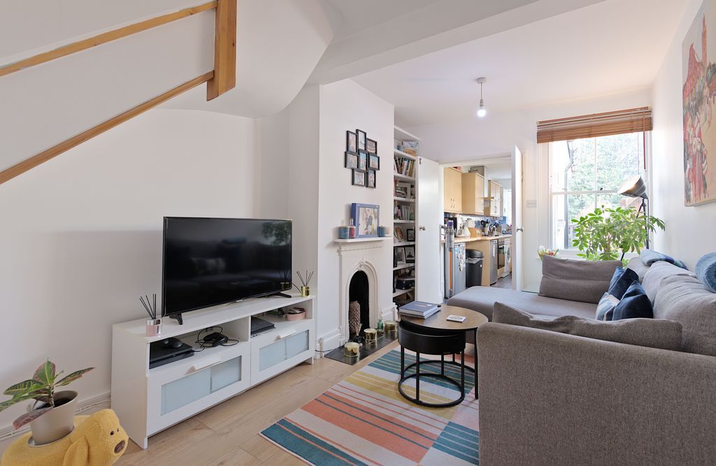 Property photo 2 of 13 Photo 16