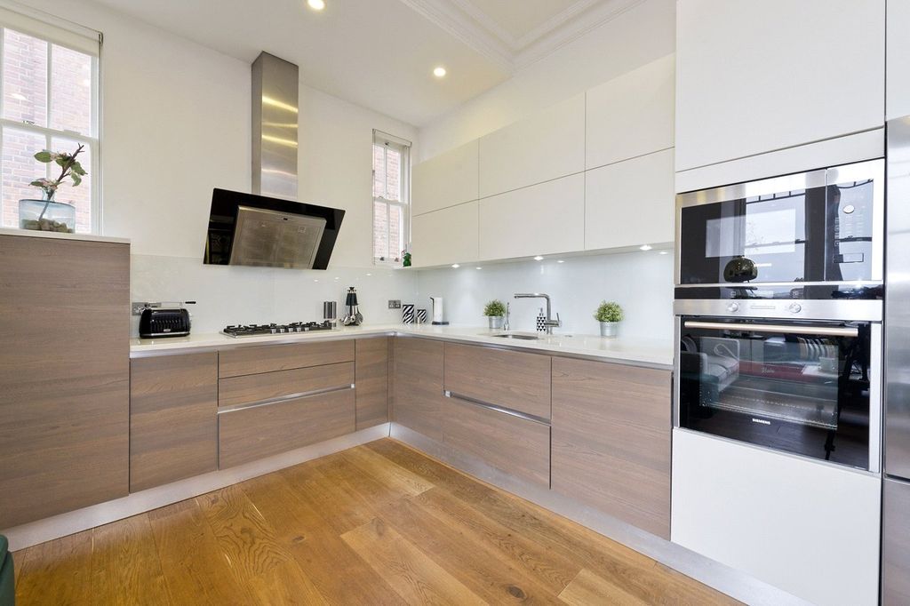 Property photo 3 of 17 Picture No. 08