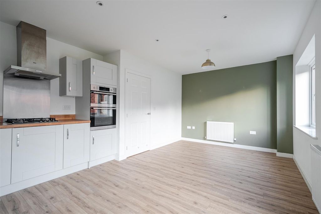 Property photo 3 of 22 67Eec9ee35d15-1273063 (3).Jpg