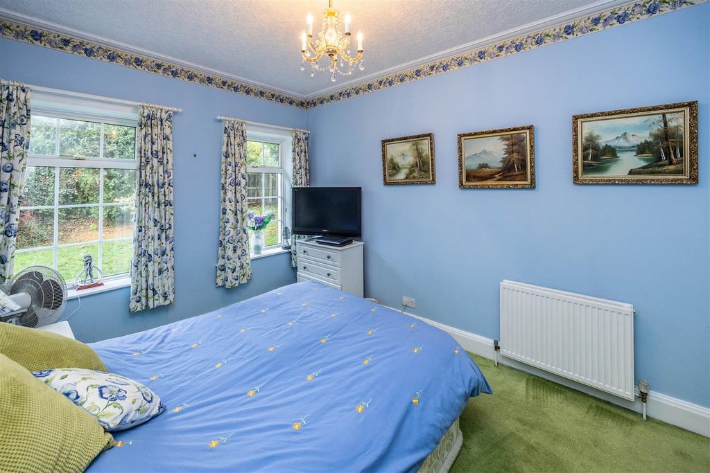 Additional image 41 of 4 bed property for saleWoodside Road, Huddersfield HD4